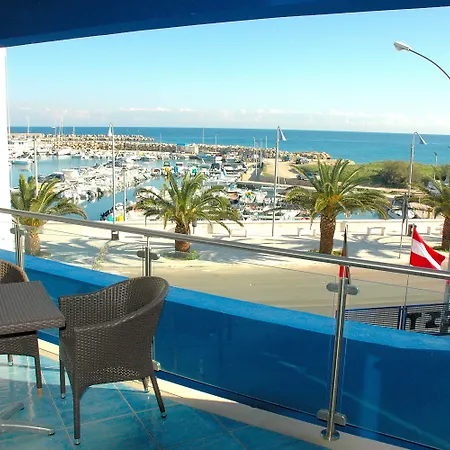 Cote D'est Hotel San Foca