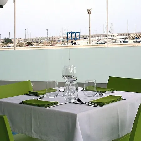 Cote D'est Hotel San Foca