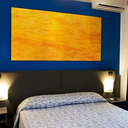 Cote D'est Hotel 3*