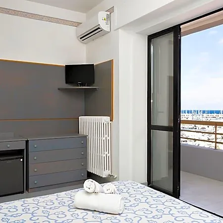 Cote D'est Hotel San Foca